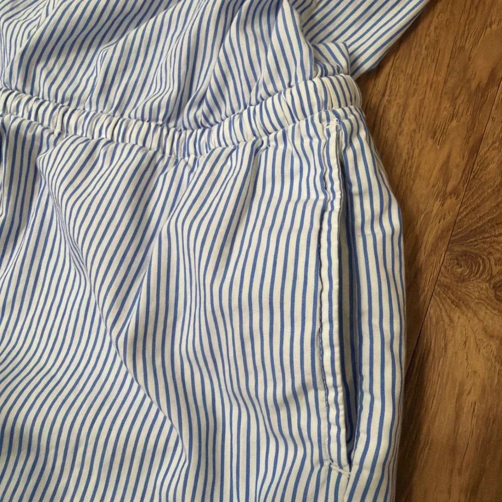 Vineyard Vines Women Small Blue White Seersucker Off‎ Shoulder Ruffle Romper